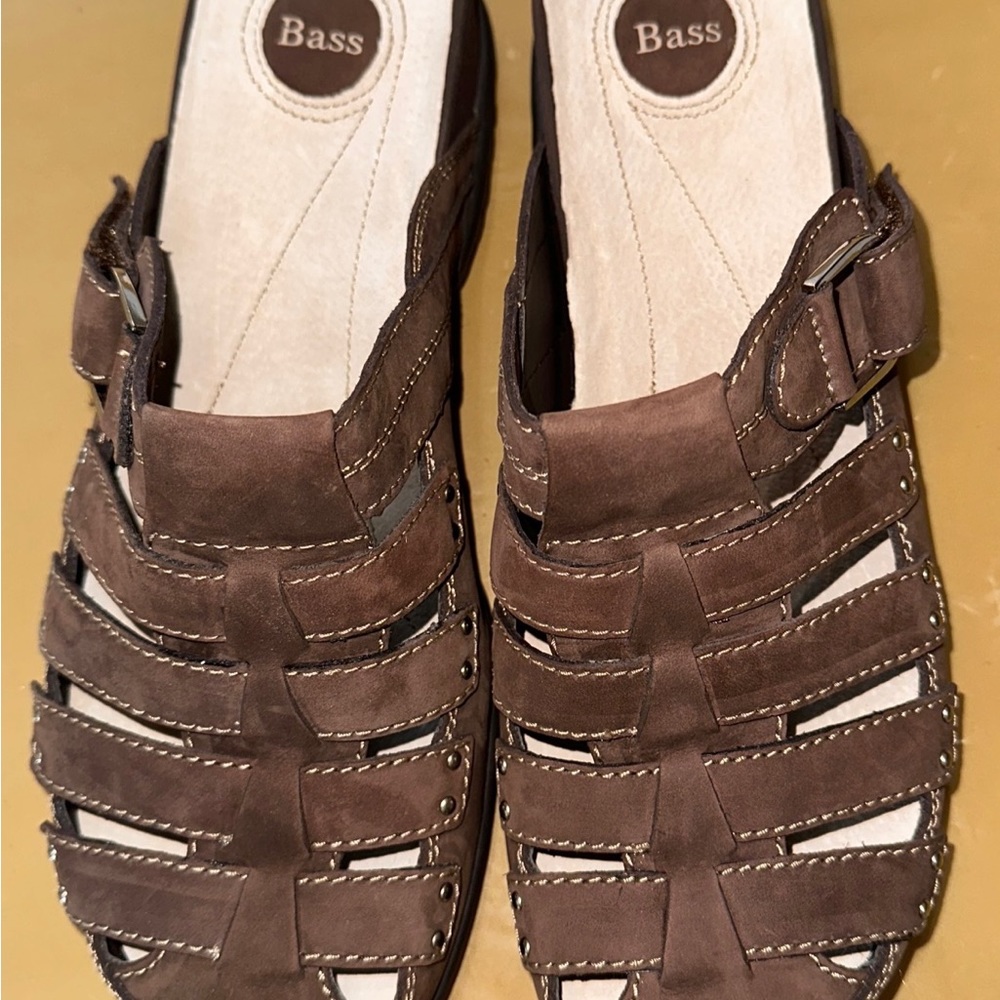 Women’s Bass “Safari” Brown Sandal NIB Slip On Sz 10M - Picture 8 of 9